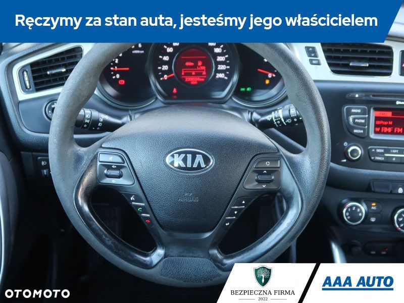 Kia Ceed - 16