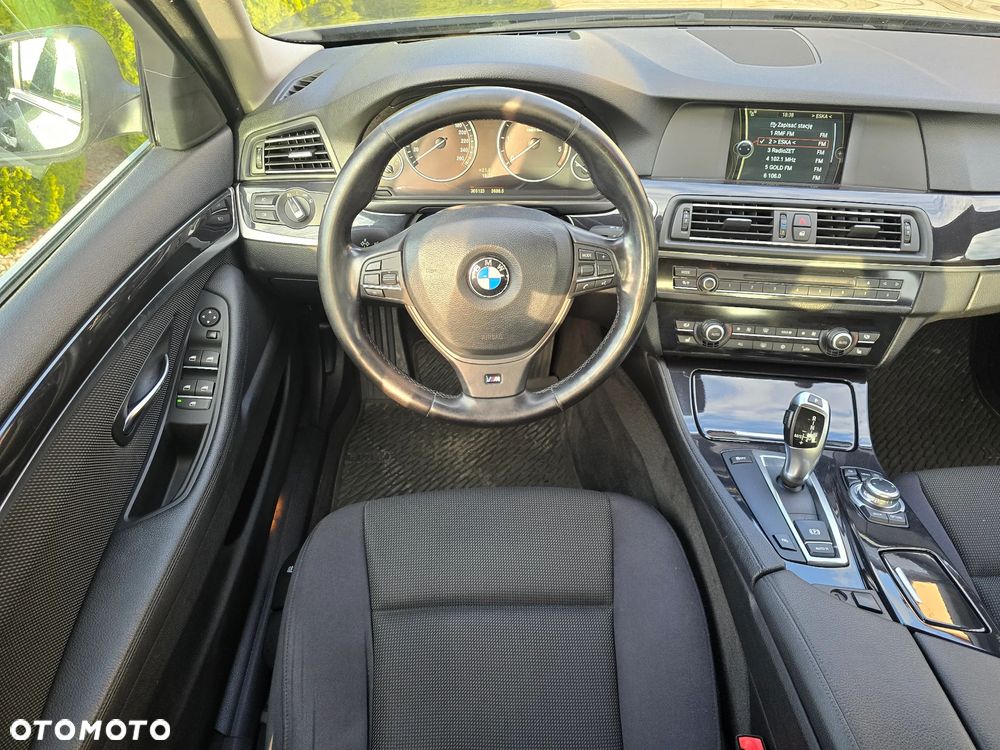 BMW Seria 5 520d Sport-Aut - 19