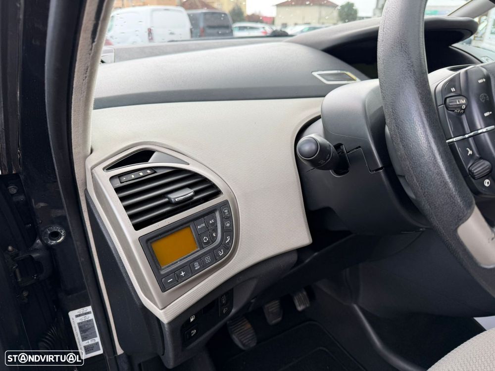Citroën C4 Grand Picasso 1.6 HDi Confort - 35