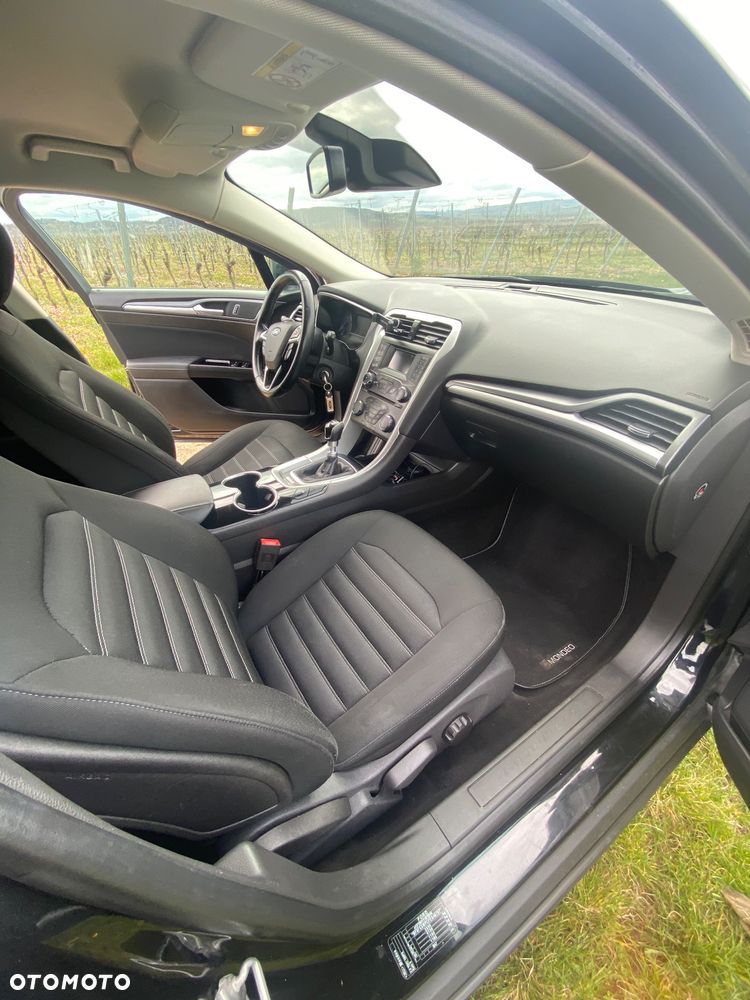 Ford Mondeo ver-1-5-tdci-start--stopp-titanium - 7