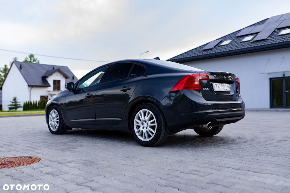Volvo S60 - 3