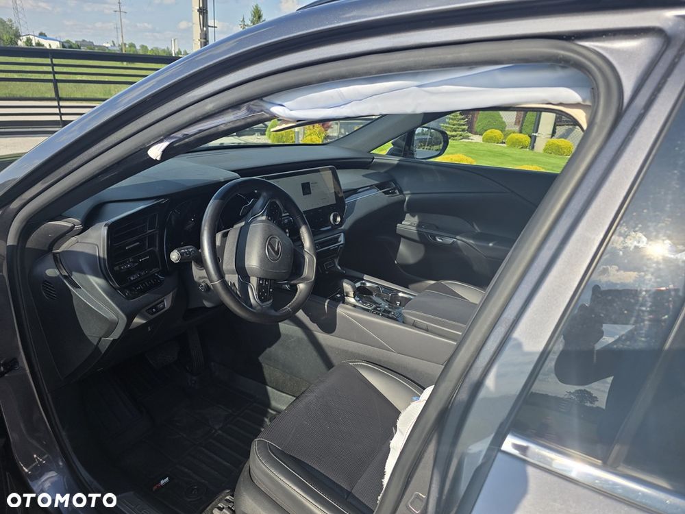 Lexus RX 350h F Sport Design - 22