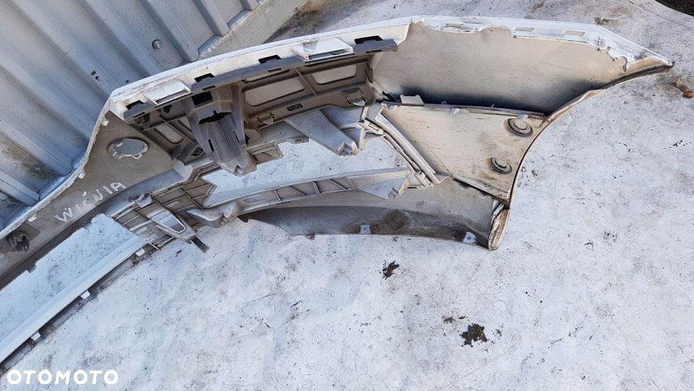 Zderzak przedni Skoda Octavia IV - 11