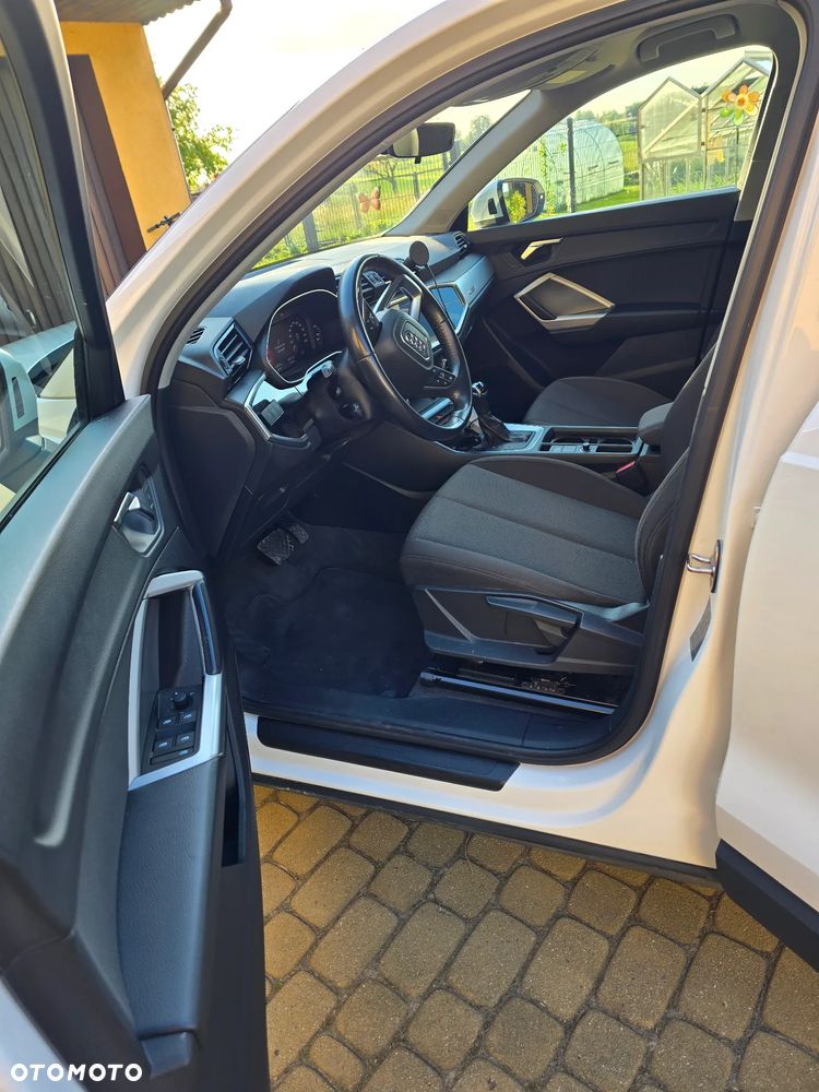 Audi Q3 35 TFSI S tronic - 10
