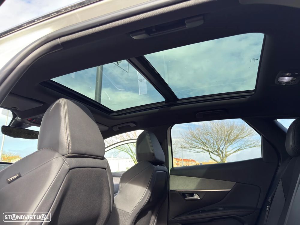 Peugeot 3008 1.5 BlueHDi GT EAT8 - 5