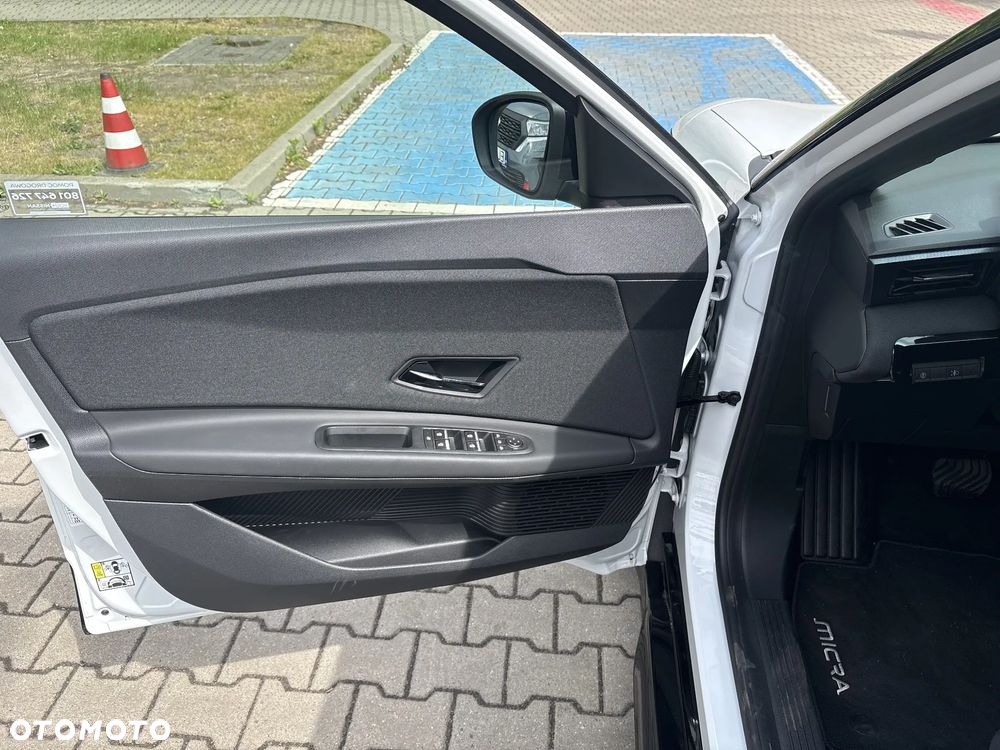 Nissan Micra 52kWh Evolve - 16