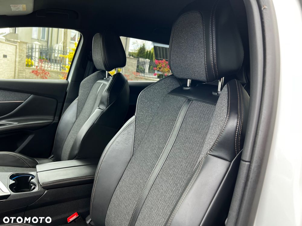 Peugeot 3008 BlueHDi 150 Stop & Start Business-Line - 26