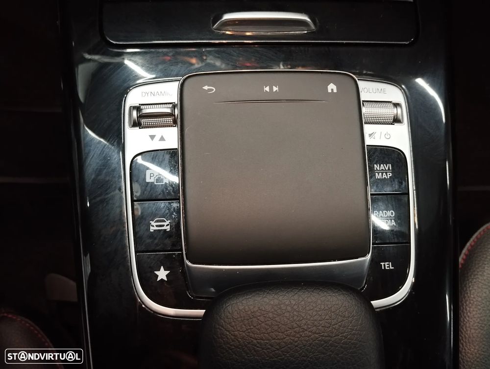 Mercedes-Benz A 180 Limousine d AMG Line Aut. - 40