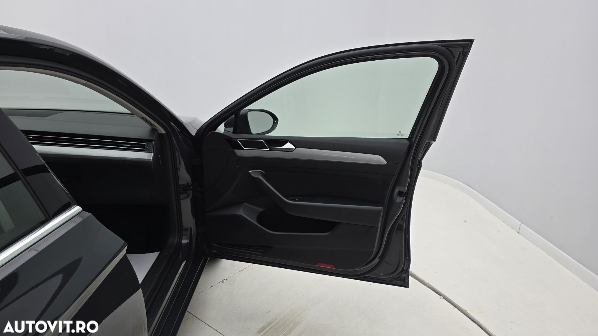 Volkswagen Passat - 18