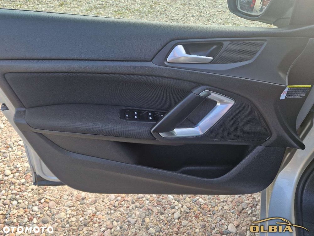 Peugeot 308 1.6 BlueHDi Active S&S - 23
