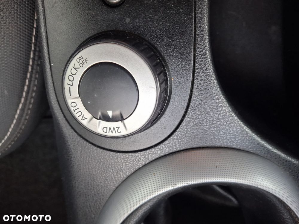 Nissan Qashqai 2.0 dCi 4 x 4 DPF acenta - 40
