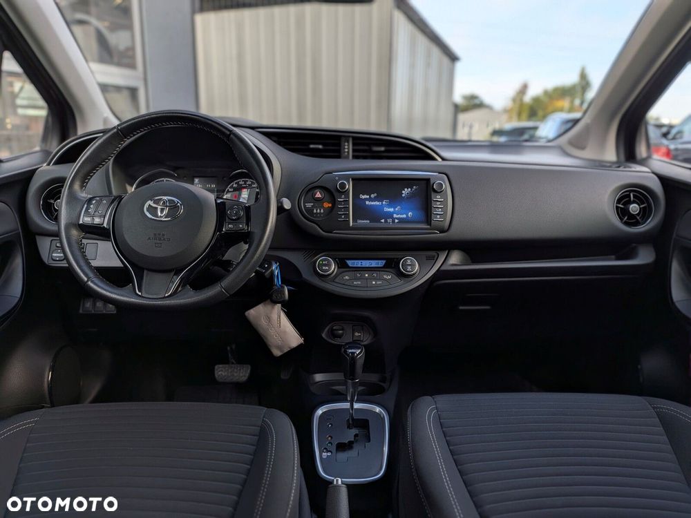 Toyota Yaris 1.5 Premium CVT - 15