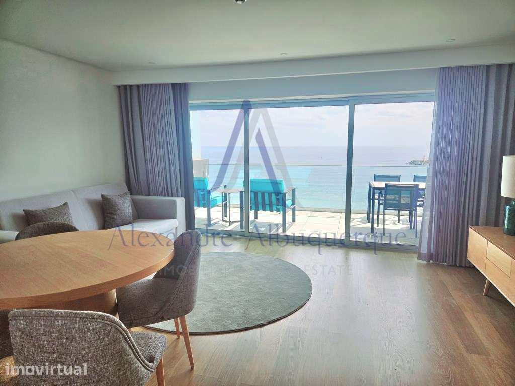 Apartamento T1 de Luxo | 1.ª Linha de Praia | Vista Mar | Sesimbra - Grande imagem: 2/22