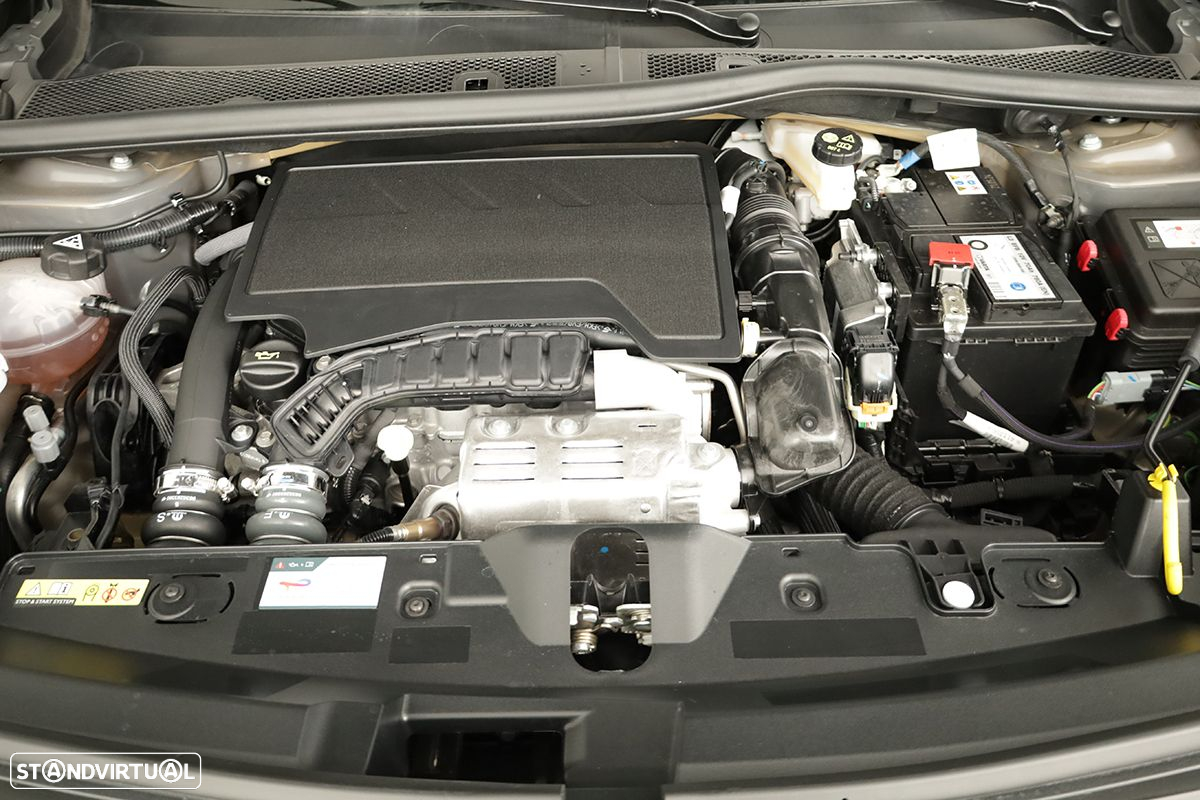Peugeot 2008 1.2 PureTech Allure - 24