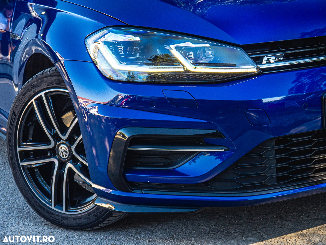 Volkswagen Golf 1.5 eTSI OPF DSG R-Line - 27