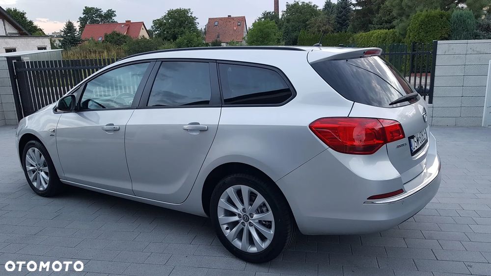 Opel Astra 1.4 T Edition 150 - 38