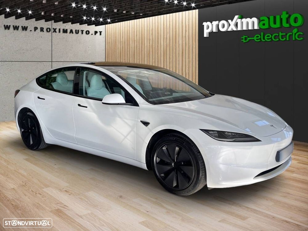 Tesla Model 3 Standard RWD - 19