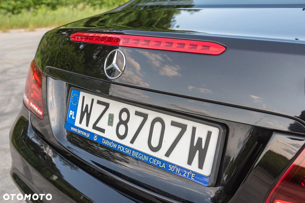 Mercedes-Benz Klasa E 200 4-Matic 9G-TRONIC - 13