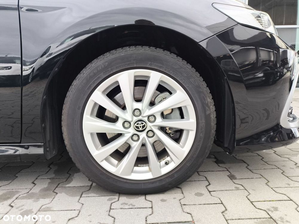 Toyota Camry 2.5 Hybrid Comfort CVT - 16