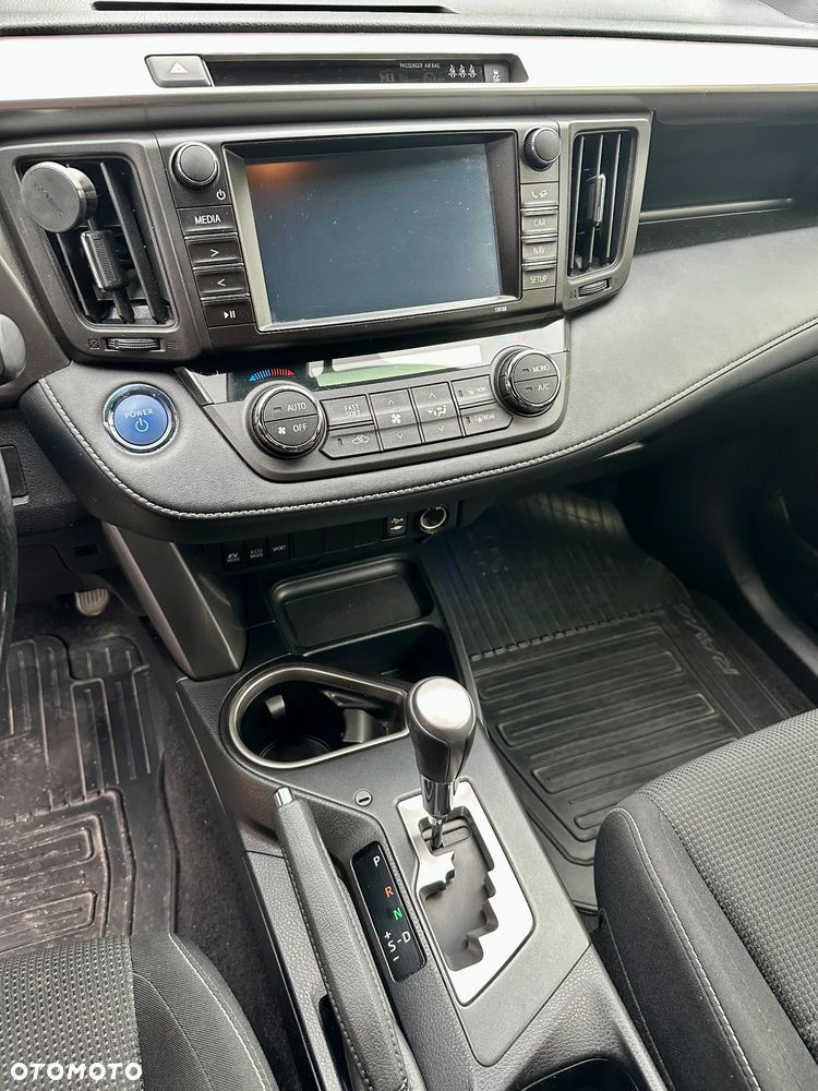 Toyota RAV4 - 15