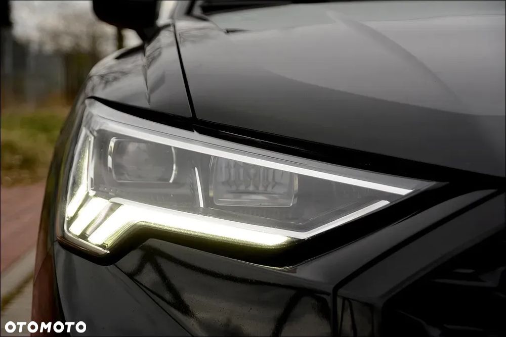 Audi Q3 Sportback 35 TDI S tronic S line - 36