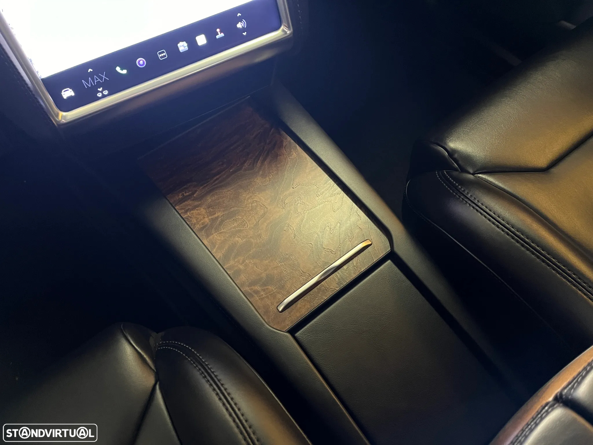 Tesla Model X 100D - 27