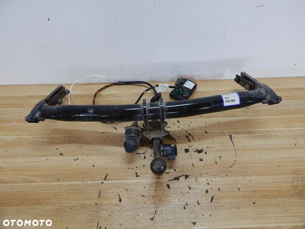 Hak zaczep holowniczy moduł  Volvo XC60 I 08-17 Lift Łuków części - 2