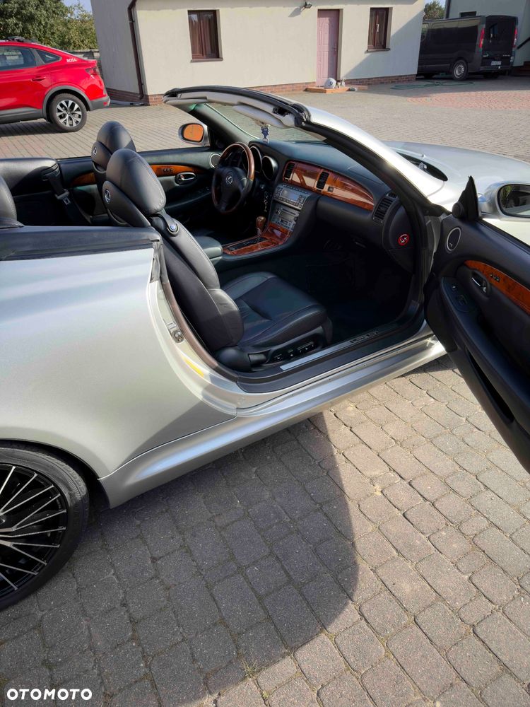 Lexus SC Prestige - 12