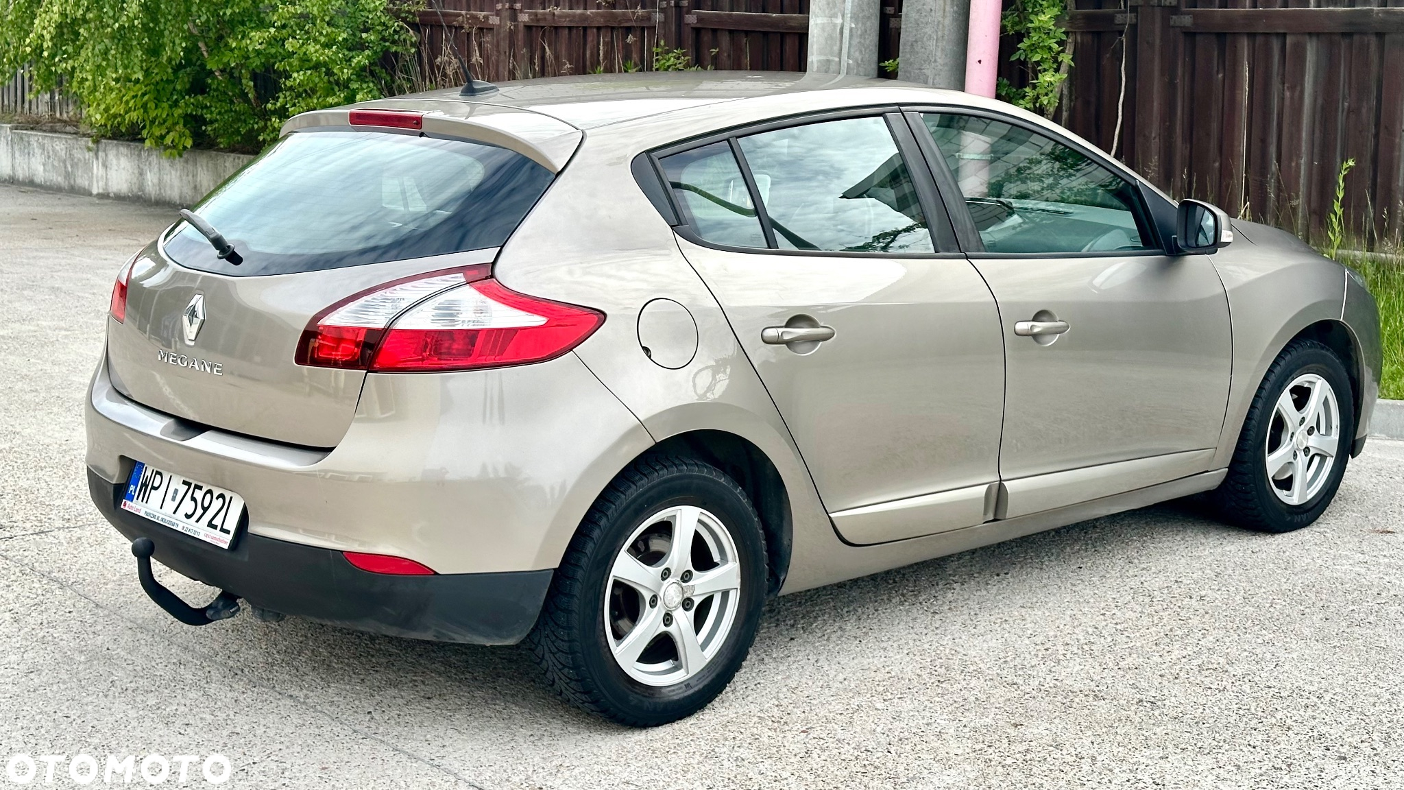 Renault Megane Grandtour ENERGY TCe 115 Start & Stop Bose Edition - 5
