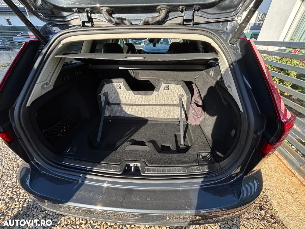 Volvo V60 D3 Momentum - 9