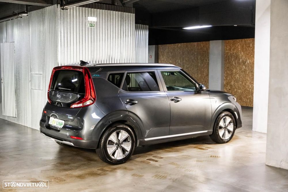 Kia e-Soul Vision - 7
