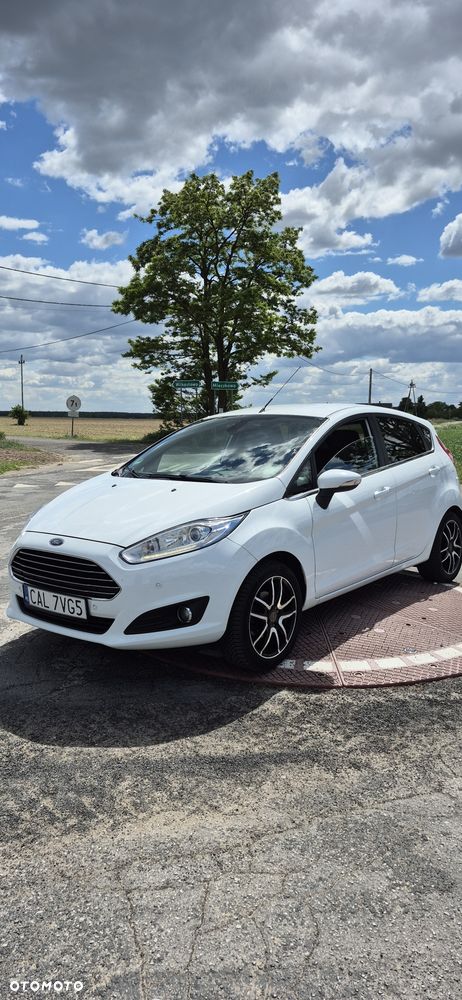 Ford Fiesta - 2