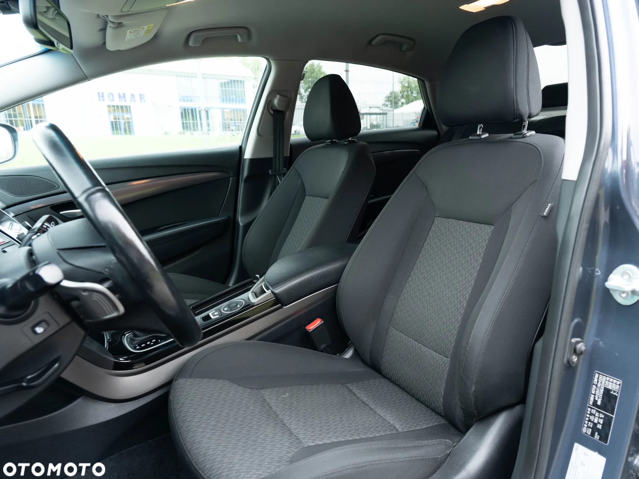 Hyundai i40 1.7 CRDi Premium DCT - 16