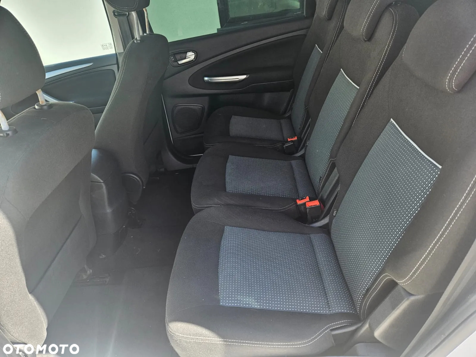 Ford S-Max - 7