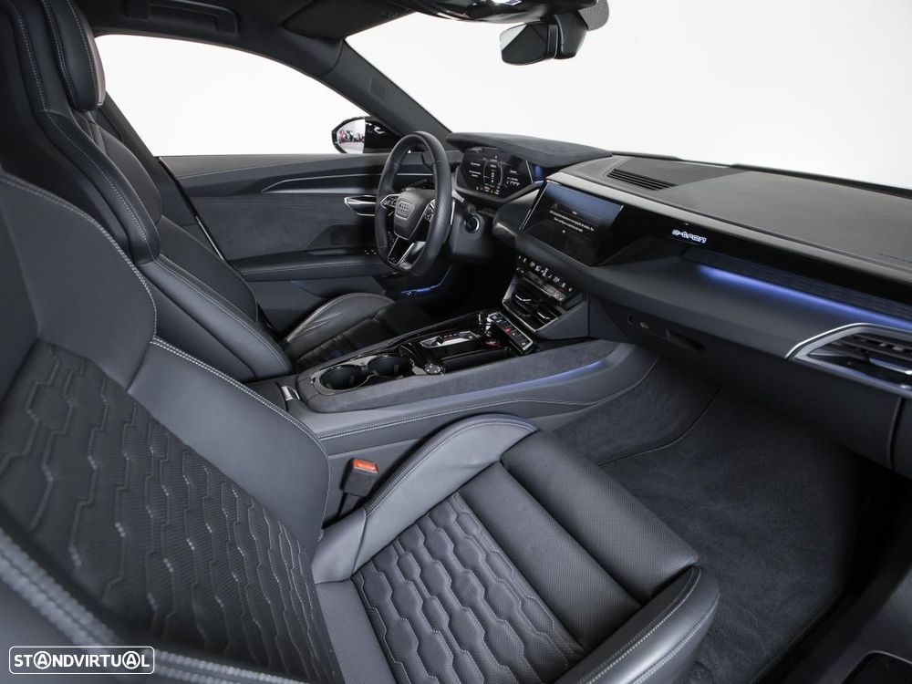 Audi RS e-tron GT quattro - 7
