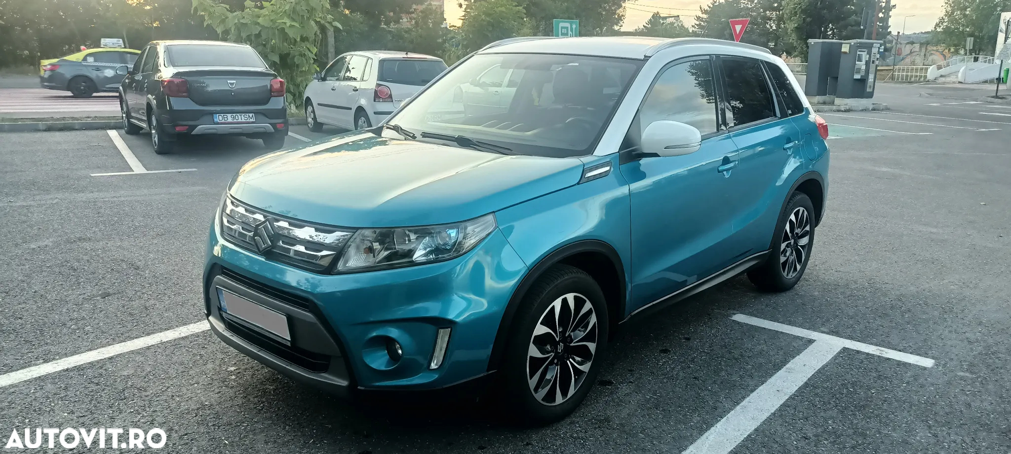 Suzuki Vitara 1.6 DDIS 4X4 Passion Aut. - 2