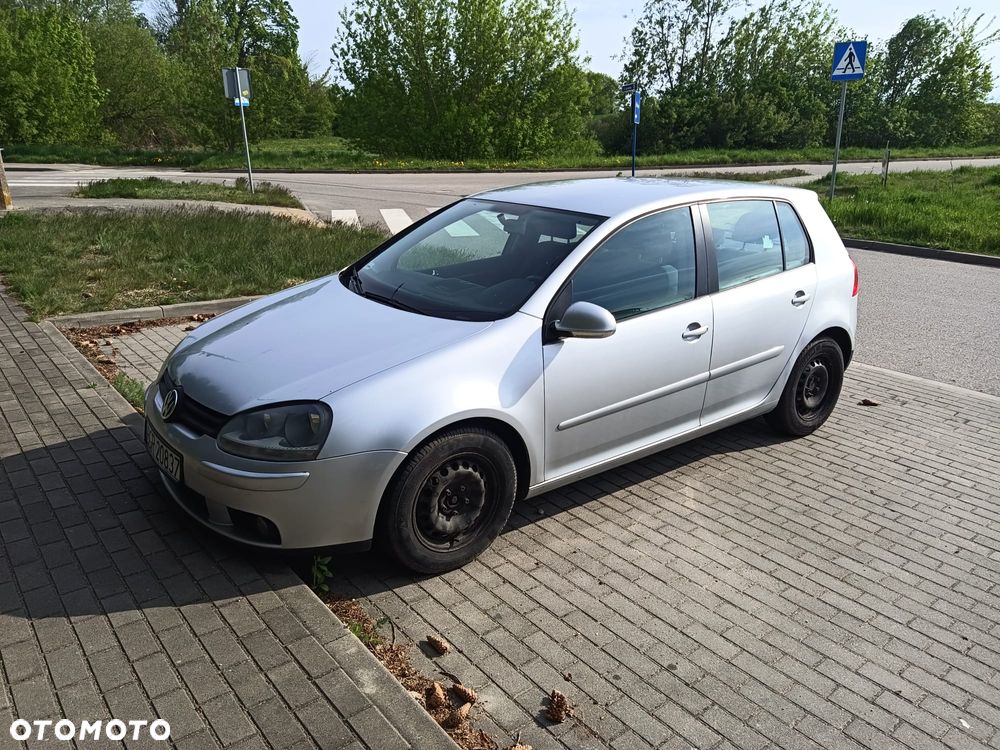 Volkswagen Golf - 2