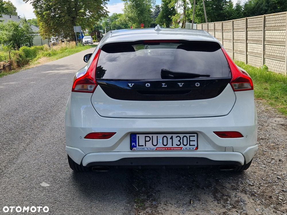 Volvo V40 D2 Momentum - 29