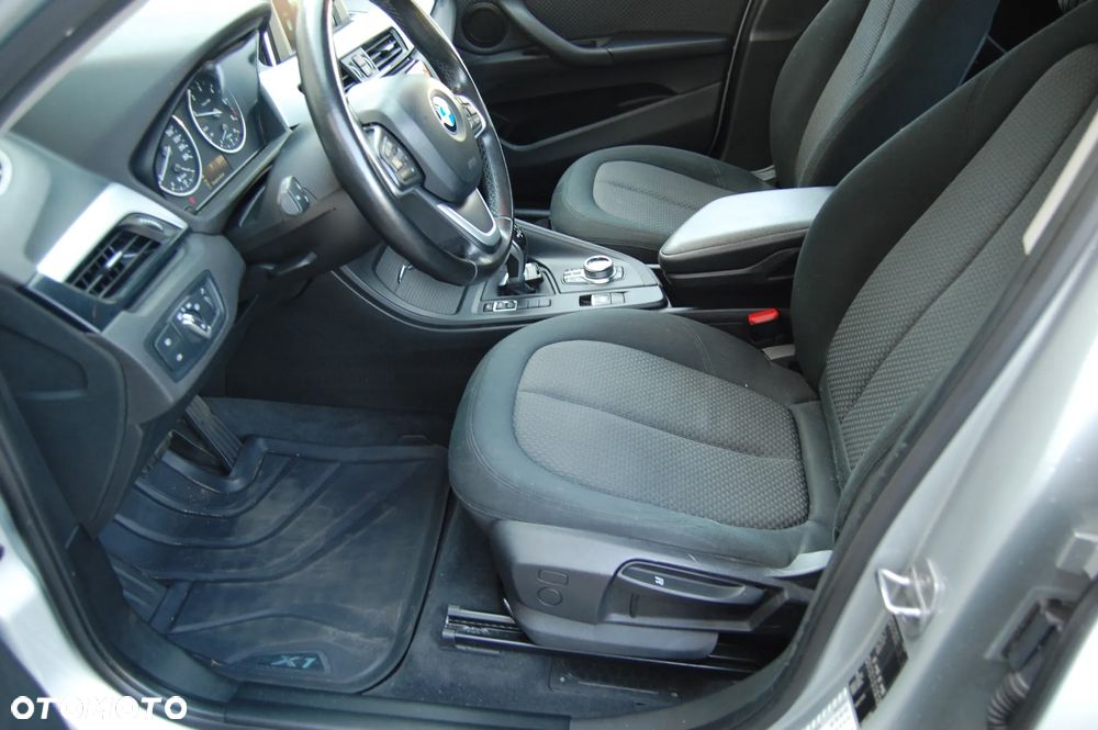 BMW X1 - 11