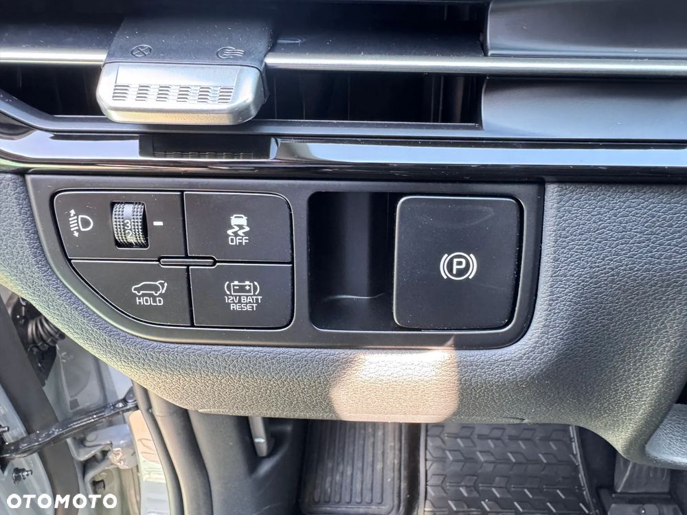 Kia Sportage 1.6 T-GDI HEV Anniversary 2WD - 9