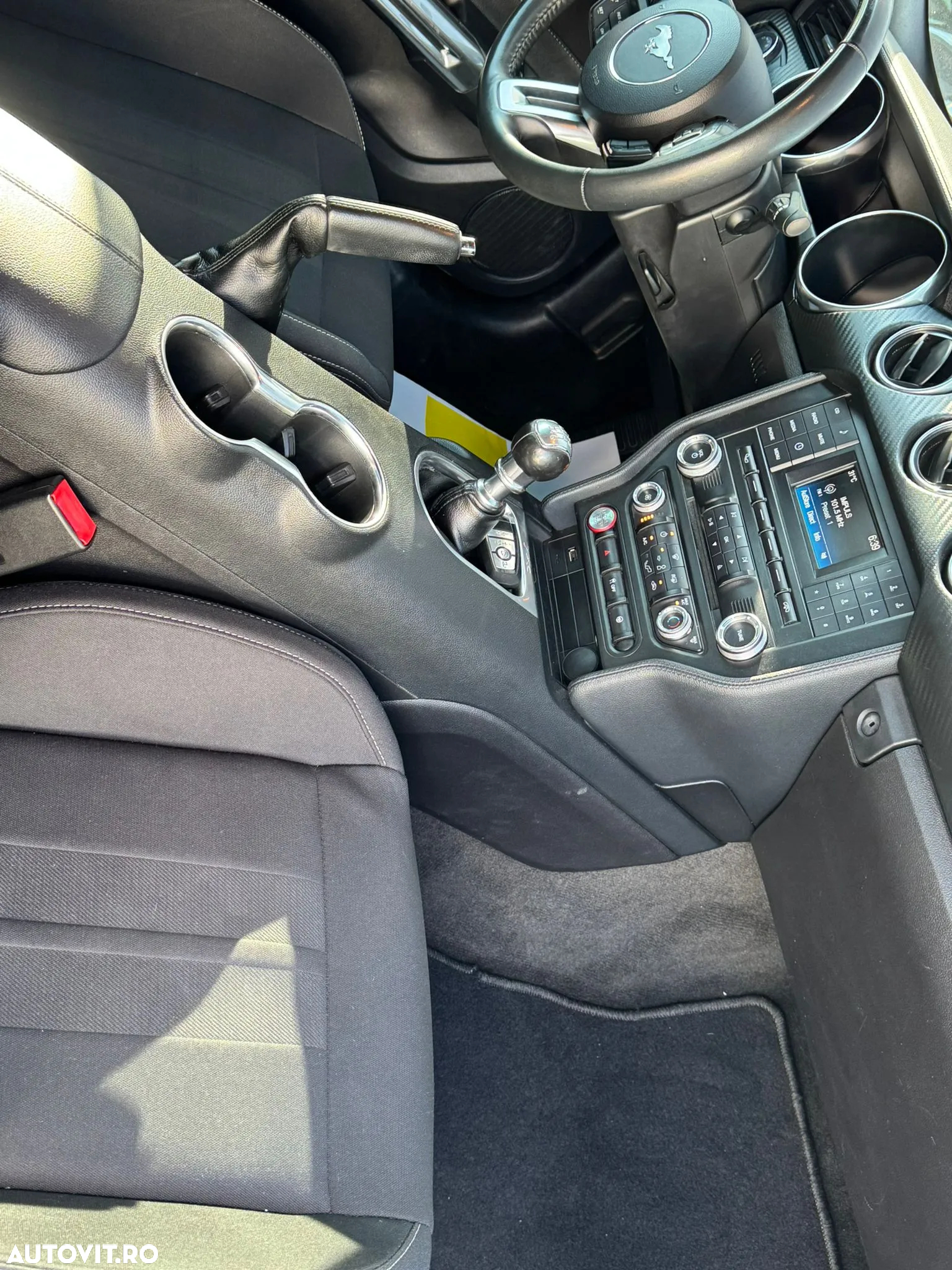 Ford Mustang 2.3 EcoBoost - 14