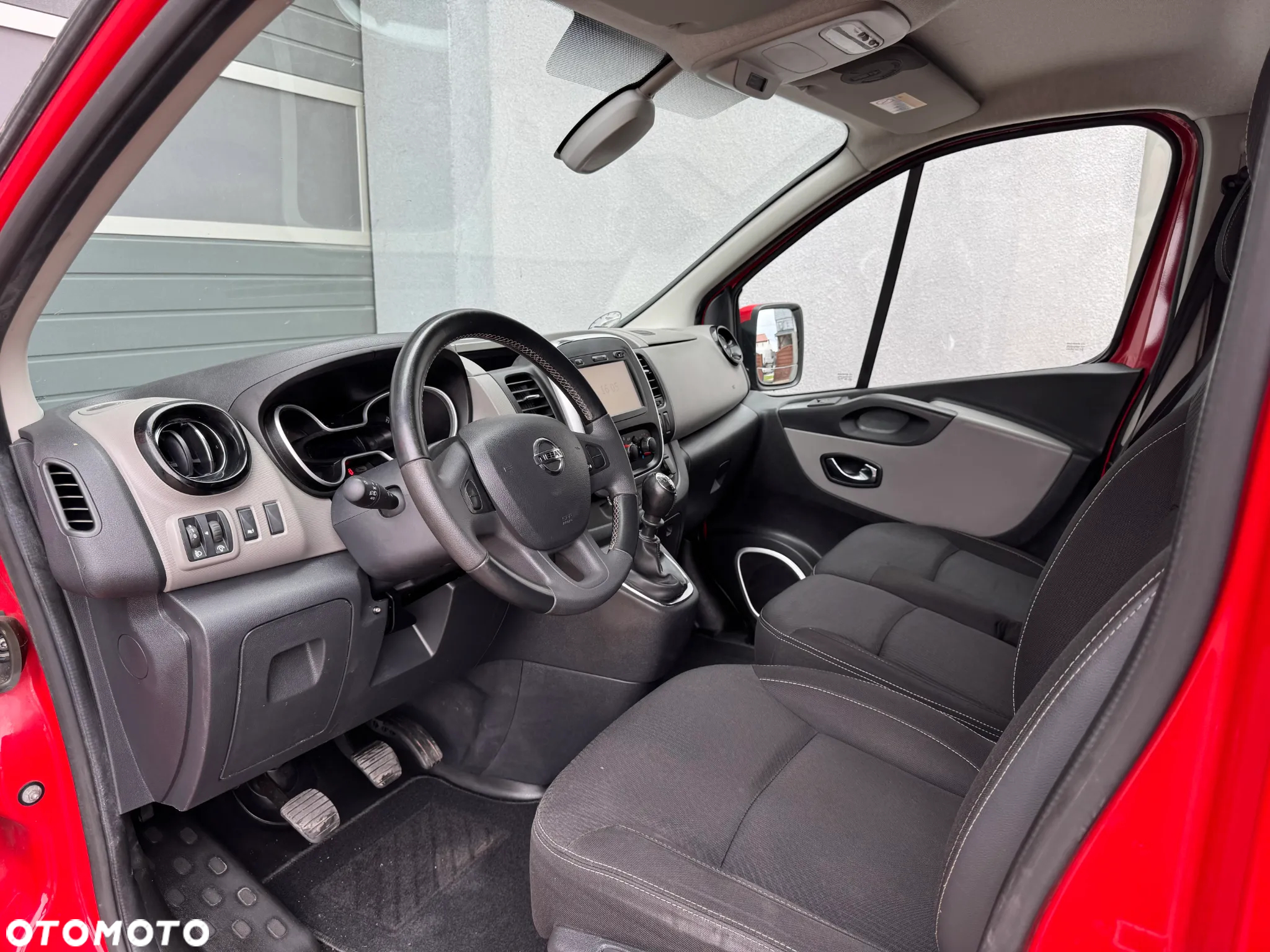 Nissan NV300 - 17