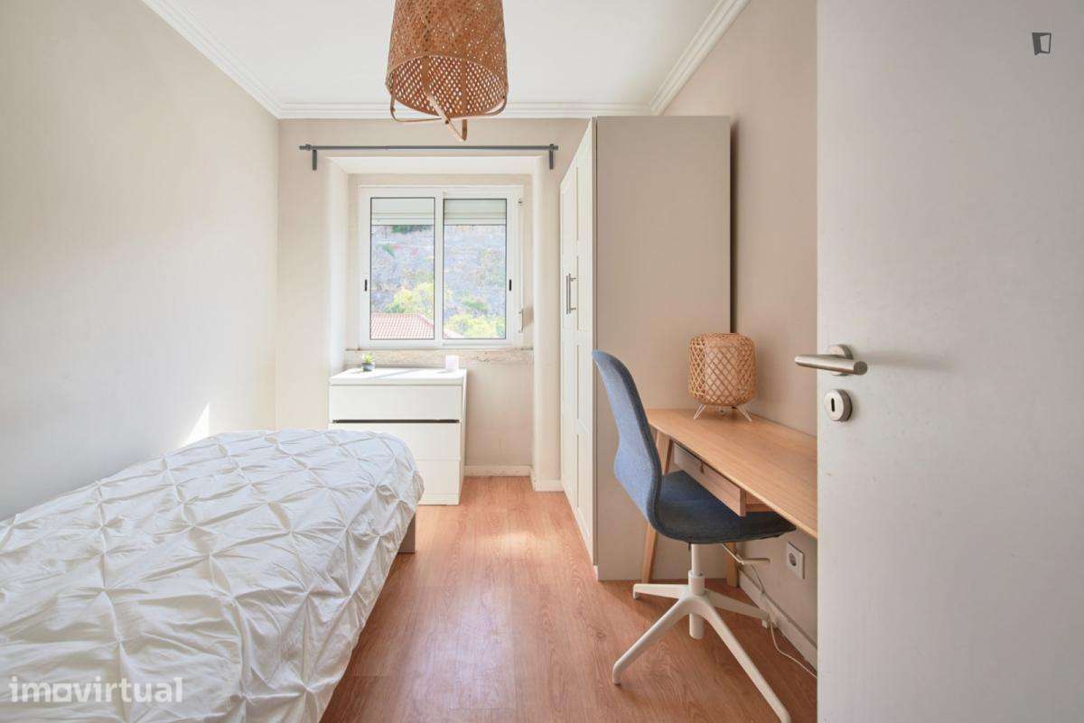 Quarto - localizado em Arroios Lisbon - Grande imagem: 2/12