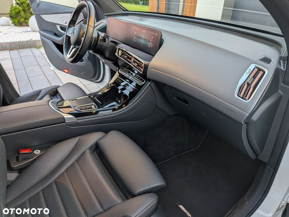 Mercedes-Benz EQC - 16