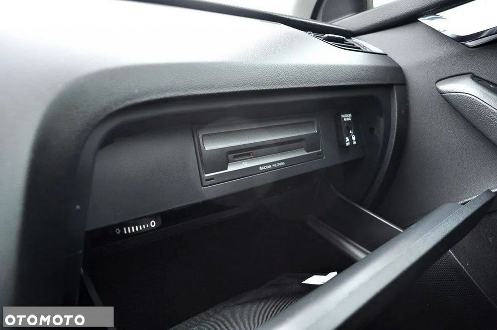 Skoda Octavia - 30