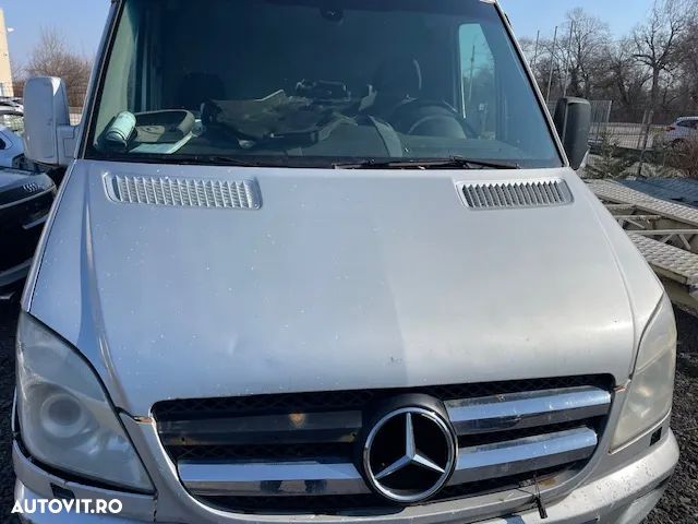 Dezmembrez Mercedes SprinterW906 316 an 2012 Euro 5 - 1