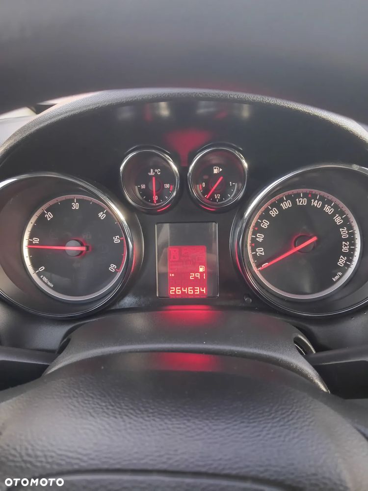 Opel Astra IV 1.7 CDTI Essentia - 16