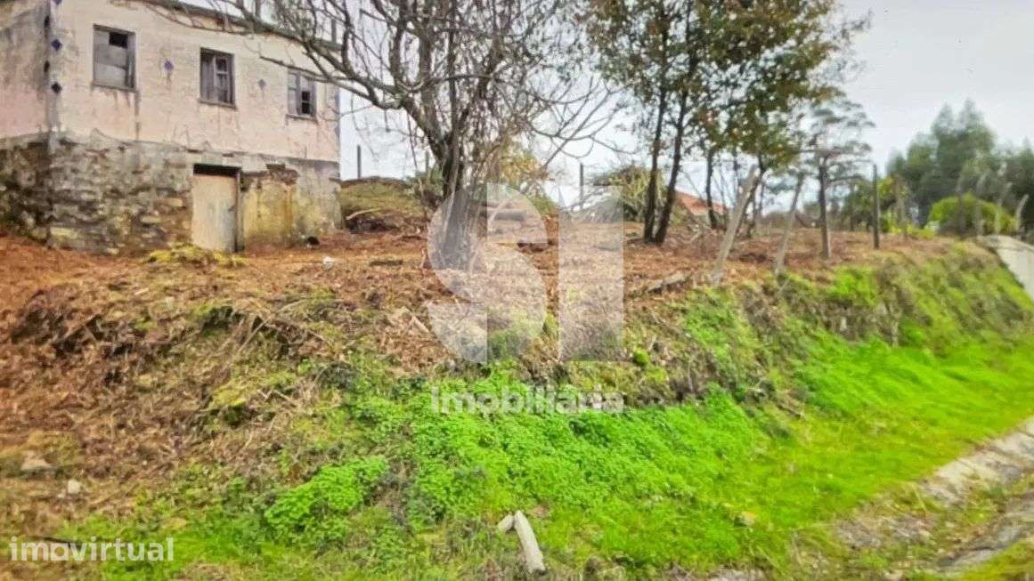 Lote de terreno com moradia - Grande imagem: 5/15