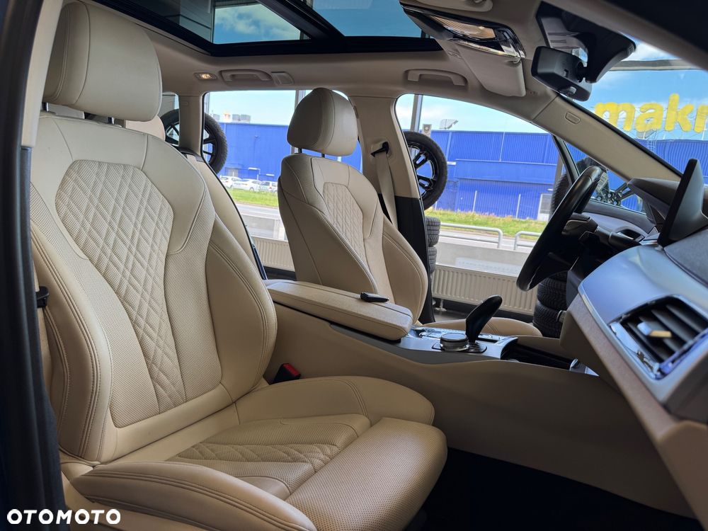 BMW Seria 5 520d xDrive - 21