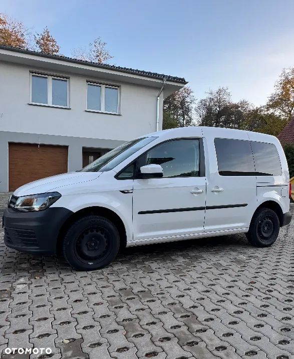 Volkswagen Caddy 2.0 TDI Comfortline - 11